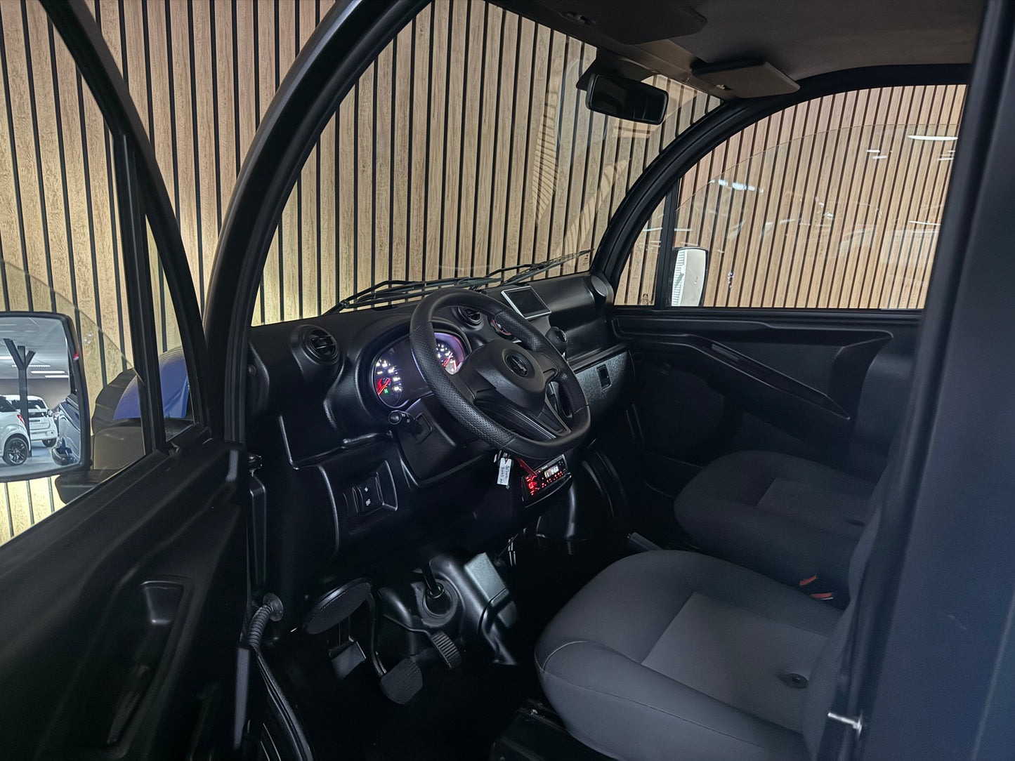 Aixam D-Truck Mega Kastenwagen 2024 |  | 8 PS Kubota Motor | Rückfahrkamera | 45 km/h | Rückfahrkamera | Innerhalb 250 KM Kostenlose Lieferung | Mopedauto | Leichtmobile