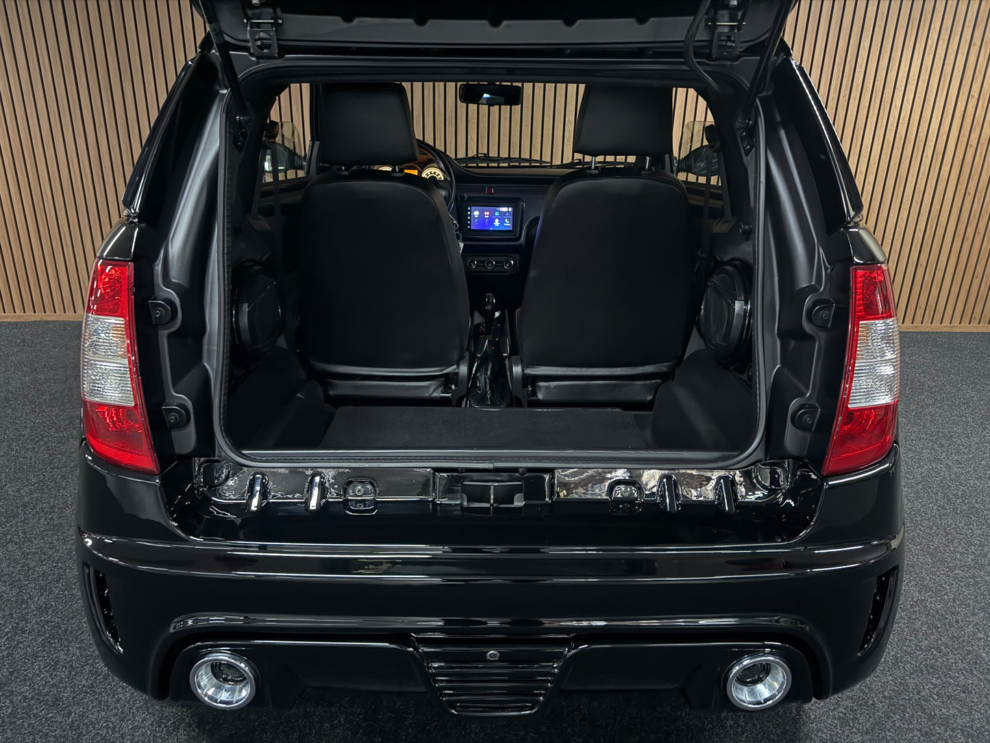 Ligier JS50 Sport Ultimate | Servolenkung | Black on Black Edition | 8 PS leiser DCI Motor | 45 km/h | Rückfahrkamera | Innerhalb 250 KM Kostenlose Lieferung | Mopedauto | Leichtmobile