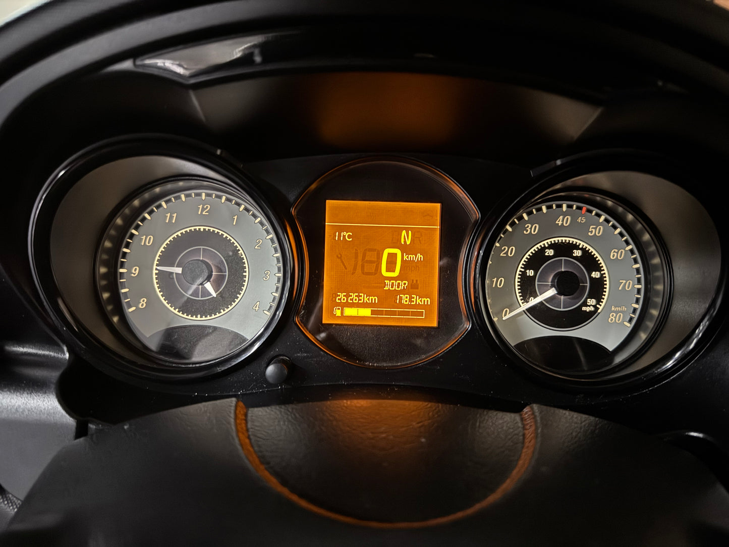 Microcar Mgo XL | 8 PS leiser DCI Motor | 45 km/h | Innerhalb 250 KM Kostenlose Lieferung | Mopedauto | Leichtmobile