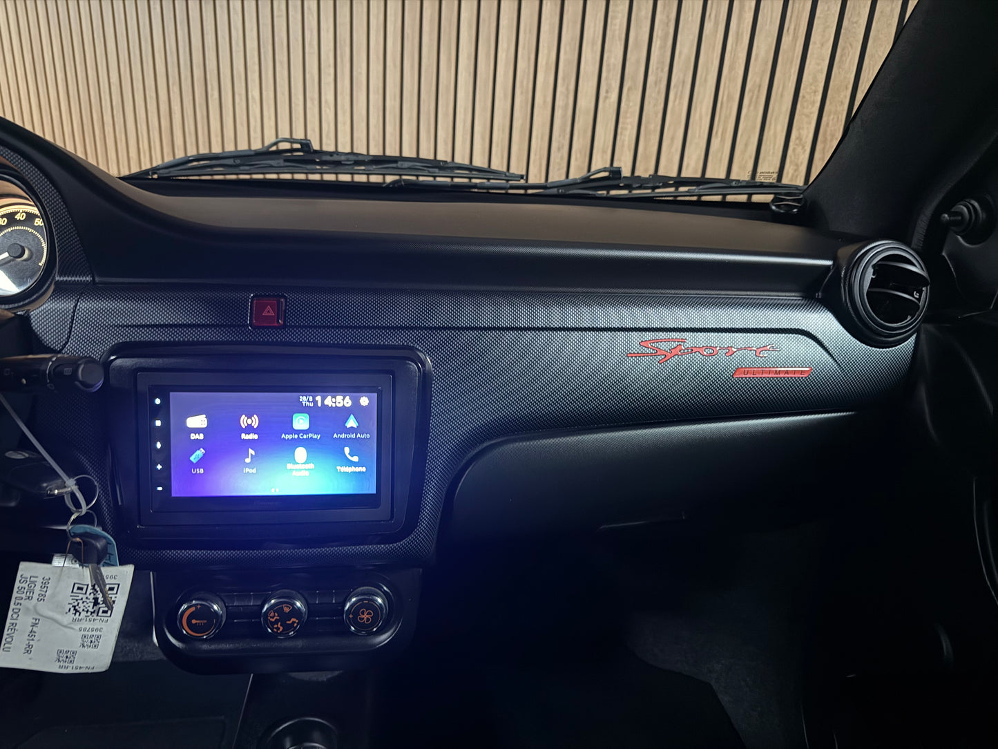 Ligier JS50 Sport Ultimate | Servolenkung | Black on Black Edition | 8 PS leiser DCI Motor | 45 km/h | Rückfahrkamera | Innerhalb 250 KM Kostenlose Lieferung | Mopedauto | Leichtmobile