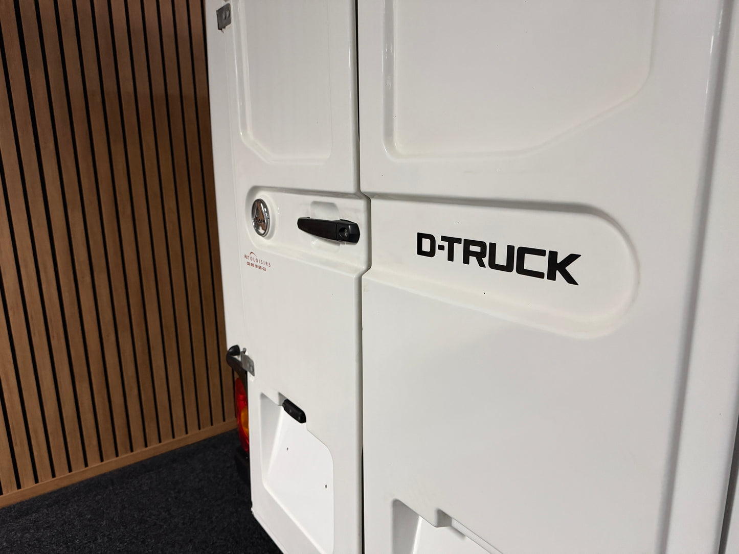 Aixam D-Truck Kastenwagen | 8 PS Motor | 45 km/h | Innerhalb 250 KM Kostenlose Lieferung | Mopedauto | Leichtmobile
