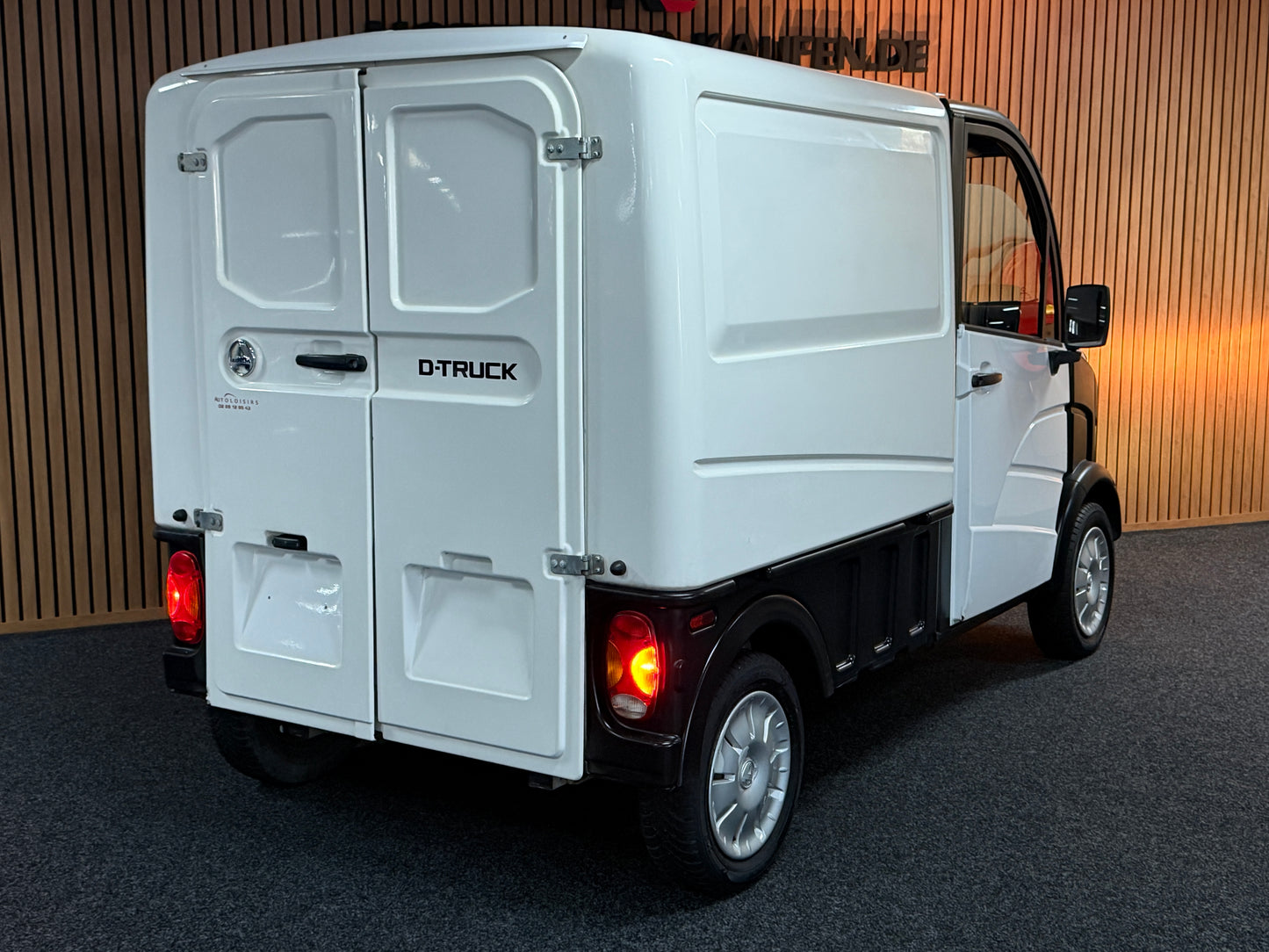 Aixam D-Truck Kastenwagen | 8 PS Motor | 45 km/h | Innerhalb 250 KM Kostenlose Lieferung | Mopedauto | Leichtmobile
