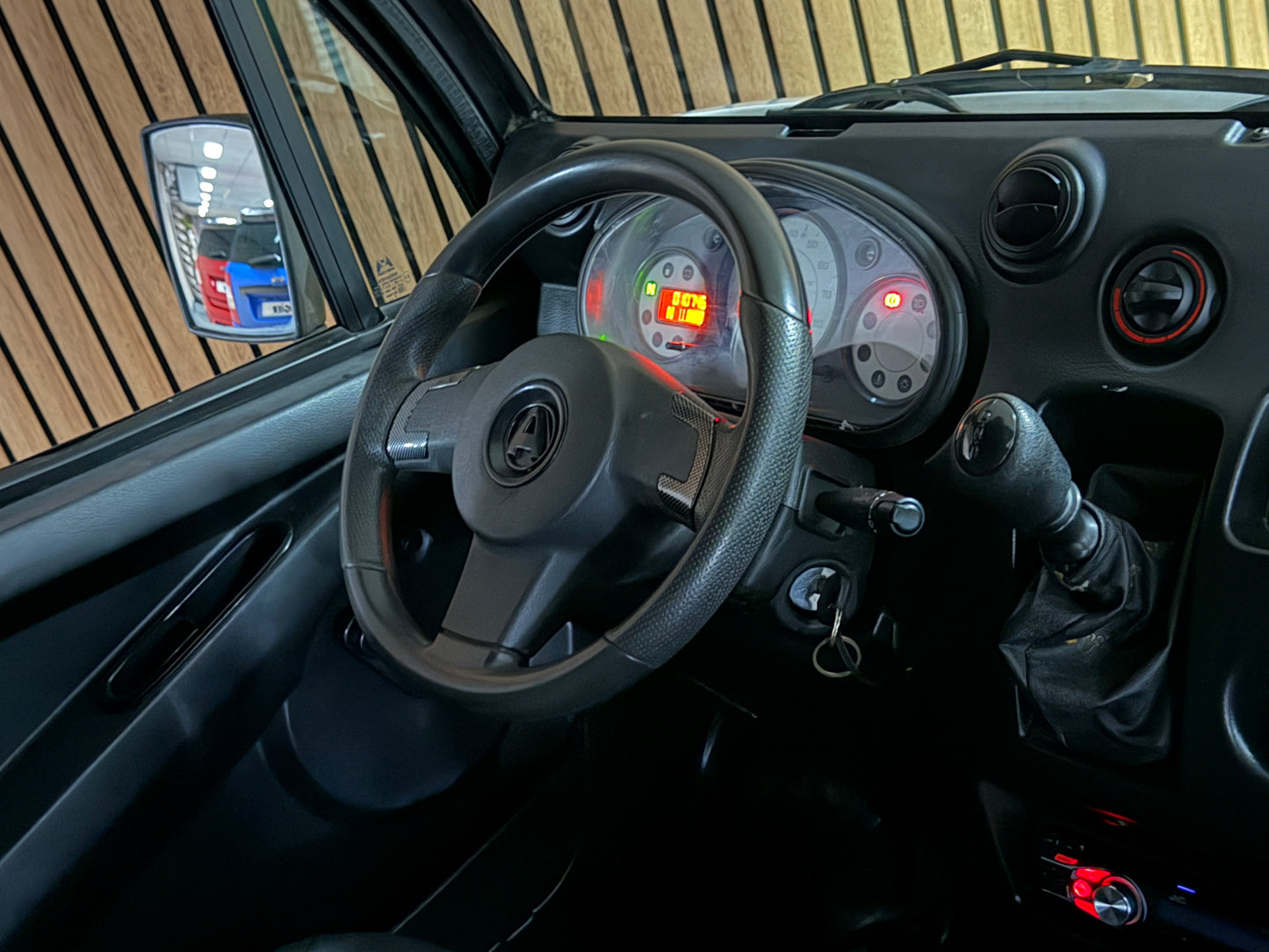 Aixam D-Truck Kastenwagen | 8 PS Motor | 45 km/h | Innerhalb 250 KM Kostenlose Lieferung | Mopedauto | Leichtmobile