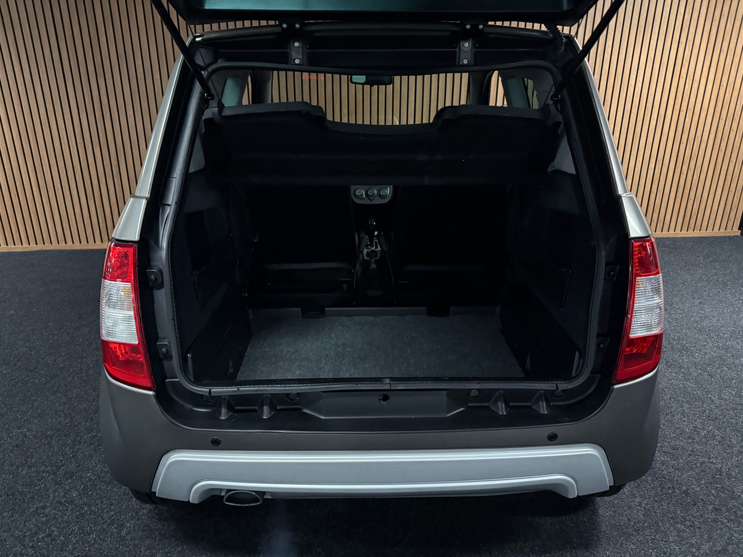 Ligier Ixo Sport | leiser DCI Motor | 45 km/h | Innerhalb 250 KM Kostenlose Lieferung | Mopedauto | Leichtmobile