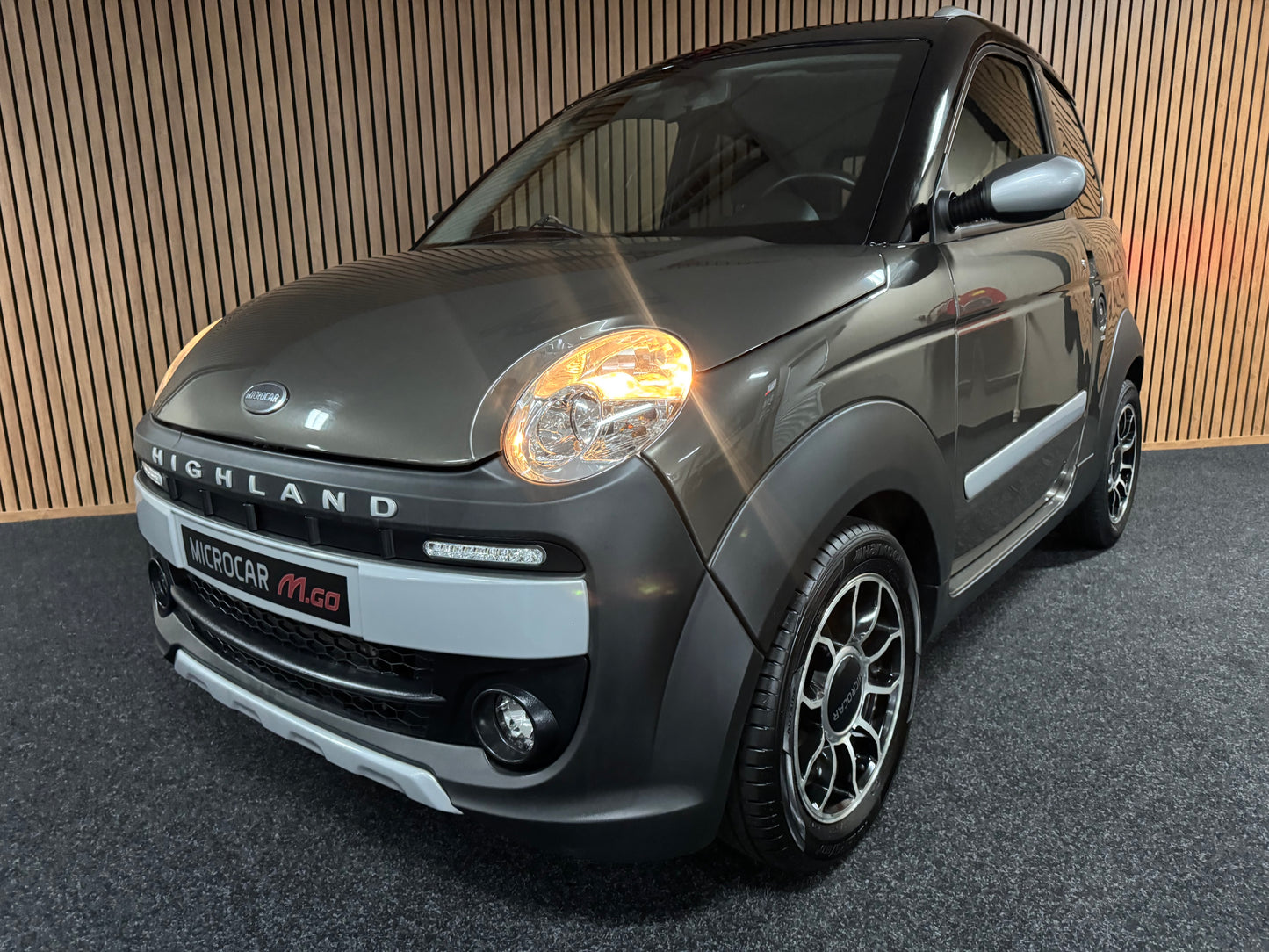 Microcar Mgo Highland KLIMA | leiser DIC Motor | 45 km/h | Innerhalb 250 KM Kostenlose Lieferung | Mopedauto | Leichtmobile | Aixam | Microcar | Ligier