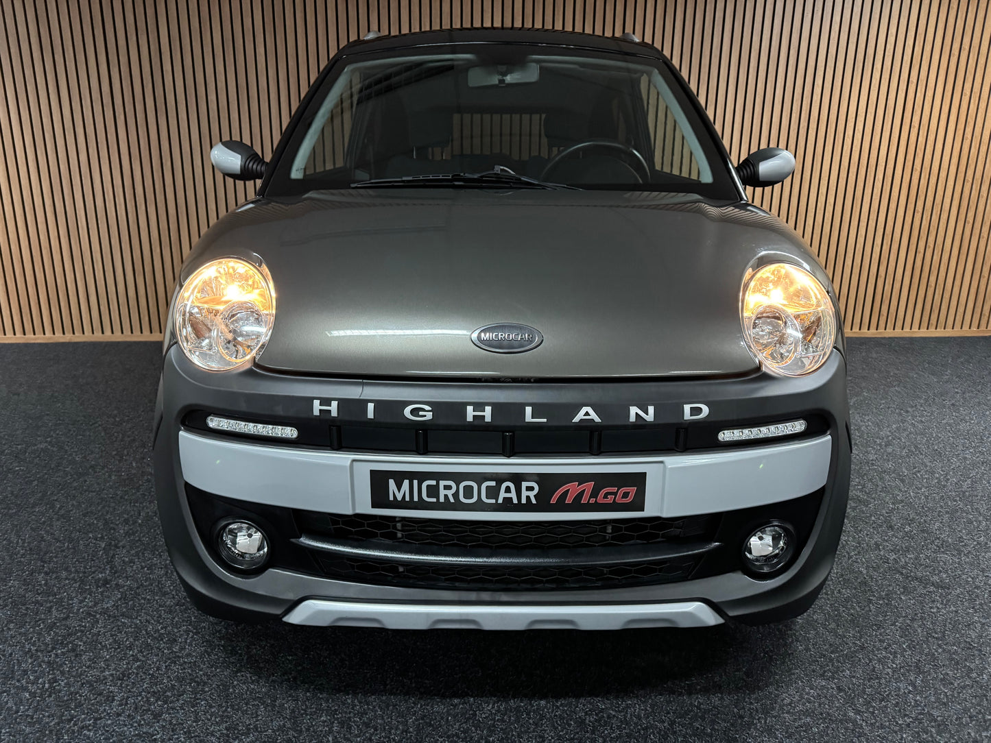 Microcar Mgo Highland KLIMA | leiser DIC Motor | 45 km/h | Innerhalb 250 KM Kostenlose Lieferung | Mopedauto | Leichtmobile | Aixam | Microcar | Ligier