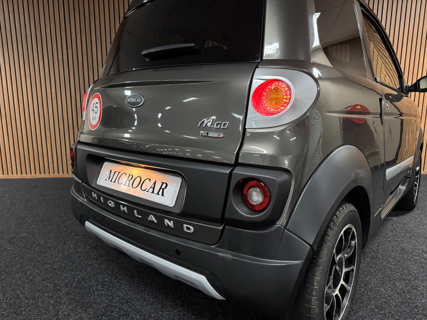 Microcar Mgo Highland KLIMA | leiser DIC Motor | 45 km/h | Innerhalb 250 KM Kostenlose Lieferung | Mopedauto | Leichtmobile | Aixam | Microcar | Ligier