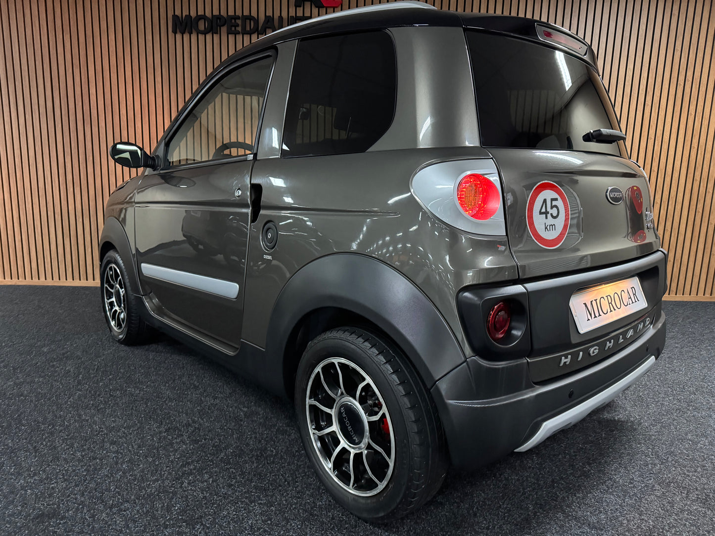 Microcar Mgo Highland KLIMA | leiser DIC Motor | 45 km/h | Innerhalb 250 KM Kostenlose Lieferung | Mopedauto | Leichtmobile | Aixam | Microcar | Ligier