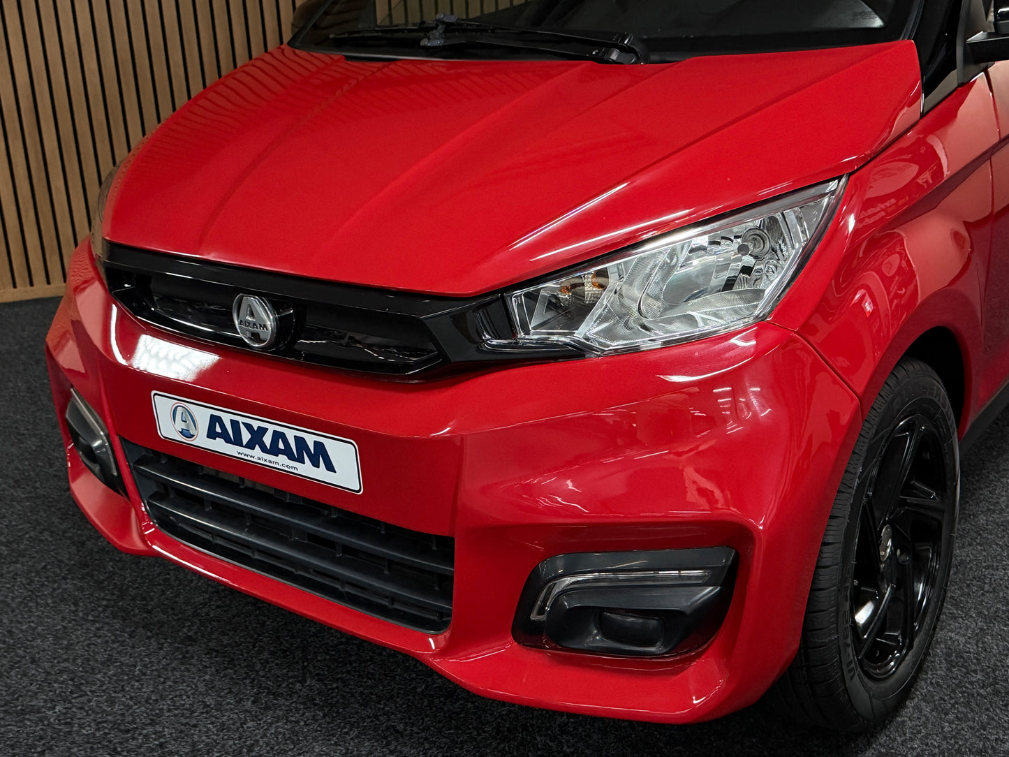 Aixam Coupé Sport 2021 | 8 PS Kubota | Rückfahrkamera | Multi-Media Touch | 45 km/h | Innerhalb 250 KM Kostenlose Lieferung | Mopedauto | Leichtmobile