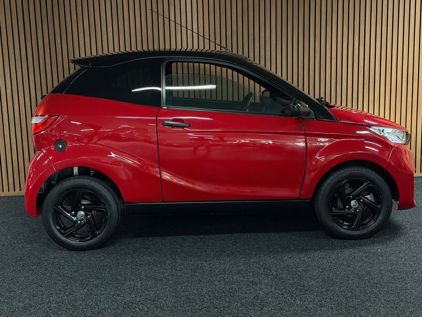 Aixam Coupé Sport 2021 | 8 PS Kubota | Rückfahrkamera | Multi-Media Touch | 45 km/h | Innerhalb 250 KM Kostenlose Lieferung | Mopedauto | Leichtmobile