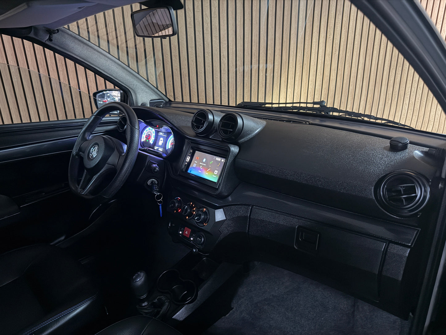 Aixam GTO Sport Weiß | 8 PS Kubota Motor | 45 km/h | Rückfahrkamera / Apple Carplay / Blaue Sicherheitsgurte / GTO Sportsitze | Innerhalb 250 KM Kostenlose Lieferung | Mopedauto | Leichtmobile