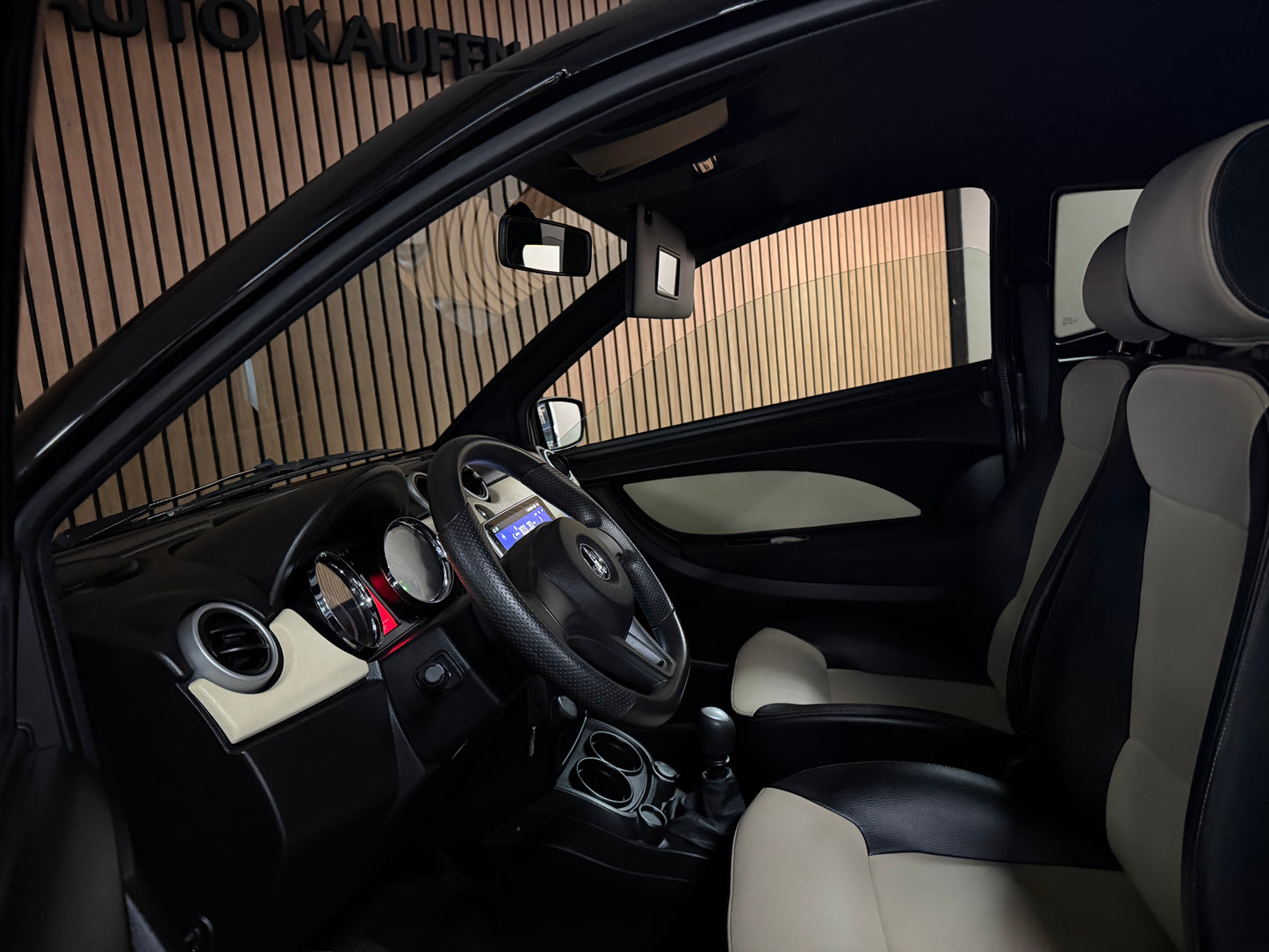 Aixam Coupé Sport Matt Grau |  8 PS Kubota | Rückfahrkamera | Multi-Media Touch | 45 km/h | Innerhalb 250 KM Kostenlose Lieferung | Mopedauto | Leichtmobile