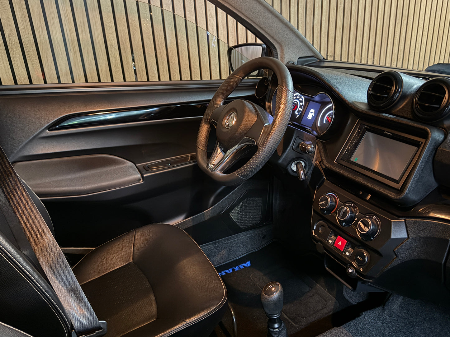 Aixam City Sport / DAB + / Spotify / Apple Carplay | 8 PS Kubota Motor | 45 km/h | Rückfahrkamera | Innerhalb 250 KM Kostenlose Lieferung | Mopedauto | Leichtmobile