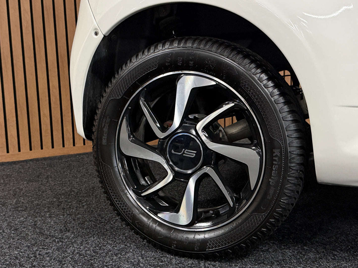 Ligier JS50L (long) Sport | 1. Besitzer | leiser DCI Motor | Rückfahrkamera | 45 km/h | Innerhalb 250 KM Kostenlose Lieferung | Mopedauto | Leichtmobile