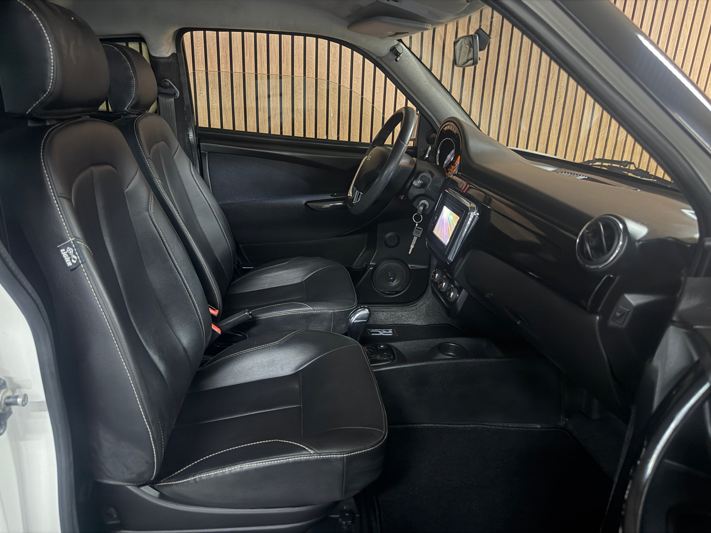 Ligier JS50L (long) Sport | 1. Besitzer | leiser DCI Motor | Rückfahrkamera | 45 km/h | Innerhalb 250 KM Kostenlose Lieferung | Mopedauto | Leichtmobile