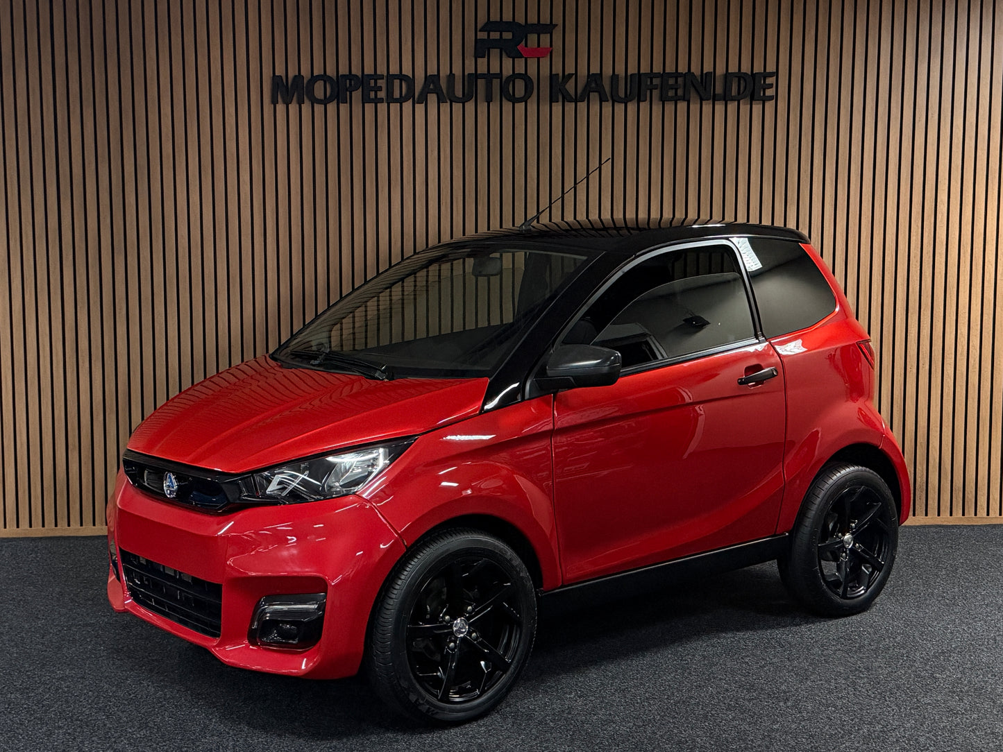 Aixam City Sport / DAB + / Spotify / Apple Carplay | 8 PS Kubota Motor | 45 km/h | Rückfahrkamera | Innerhalb 250 KM Kostenlose Lieferung | Mopedauto | Leichtmobile