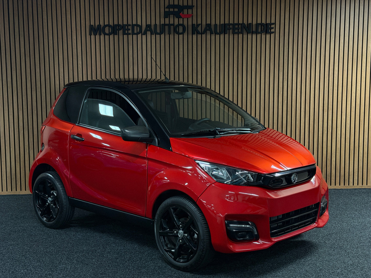 Aixam City Sport / DAB + / Spotify / Apple Carplay | 8 PS Kubota Motor | 45 km/h | Rückfahrkamera | Innerhalb 250 KM Kostenlose Lieferung | Mopedauto | Leichtmobile