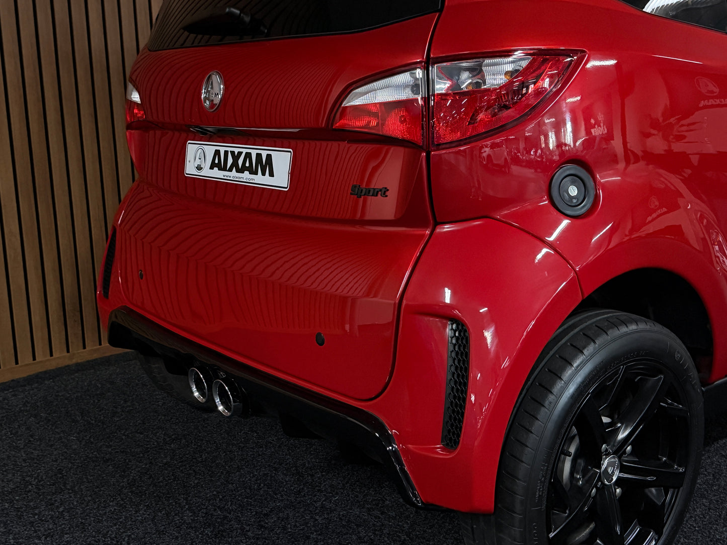 Aixam City Sport / DAB + / Spotify / Apple Carplay | 8 PS Kubota Motor | 45 km/h | Rückfahrkamera | Innerhalb 250 KM Kostenlose Lieferung | Mopedauto | Leichtmobile