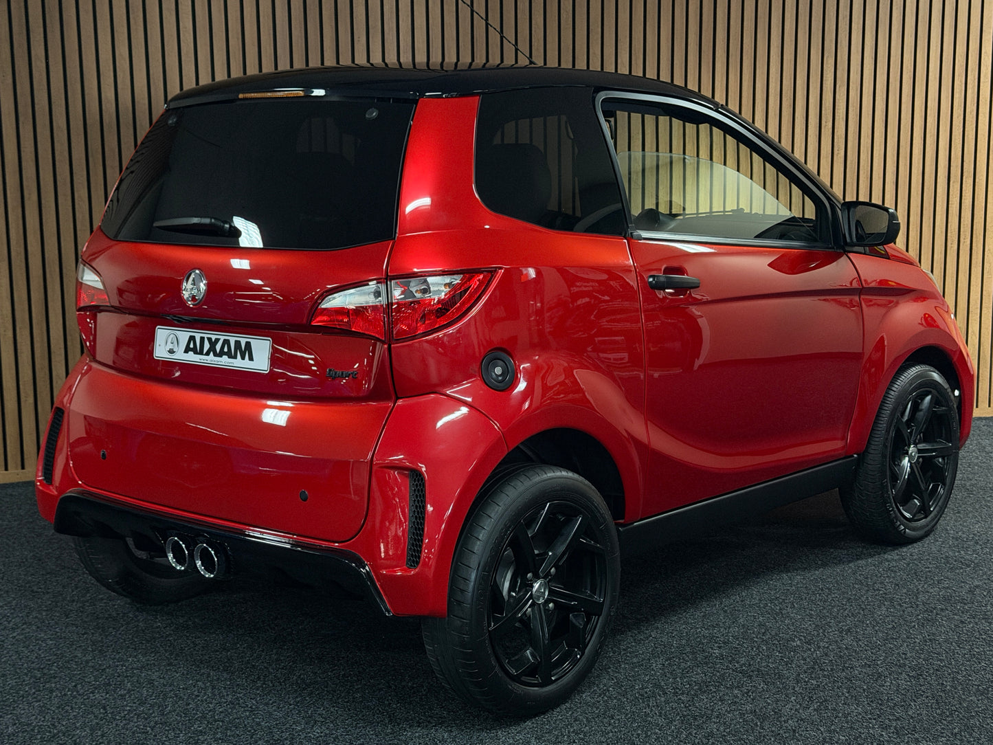 Aixam City Sport / DAB + / Spotify / Apple Carplay | 8 PS Kubota Motor | 45 km/h | Rückfahrkamera | Innerhalb 250 KM Kostenlose Lieferung | Mopedauto | Leichtmobile