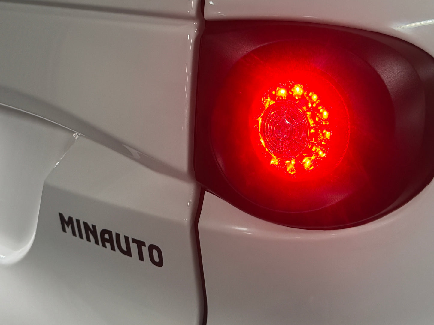 Aixam Minauto Neues Modell 2024 3600 km !! | 8 PS | 45 km/h | Innerhalb 250 KM Kostenlose Lieferung | Mopedauto | Leichtmobile