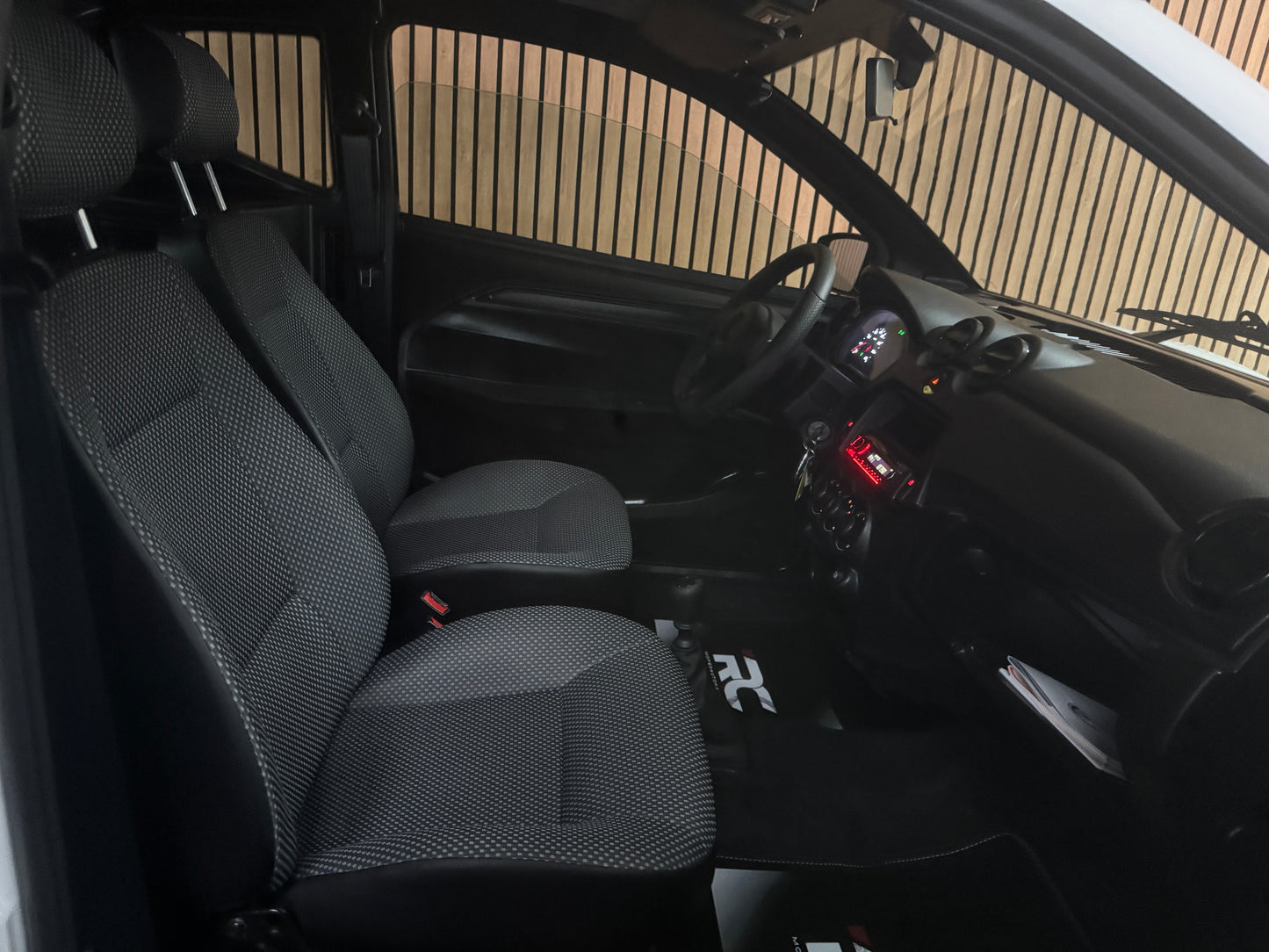 Aixam Minauto Neues Modell 2024 3600 km !! | 8 PS | 45 km/h | Innerhalb 250 KM Kostenlose Lieferung | Mopedauto | Leichtmobile