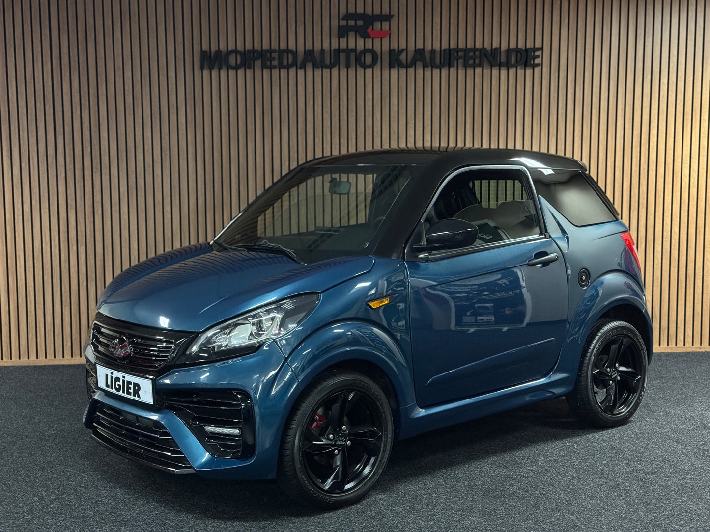 Ligier JS50 JS66 Sport Facelift Tablet ! | Servolenkung Apple Car / | 8 PS leiser DCI Motor | 45 km/h | Rückfahrkamera | Innerhalb 250 KM Kostenlose Lieferung | Mopedauto | Leichtmobile