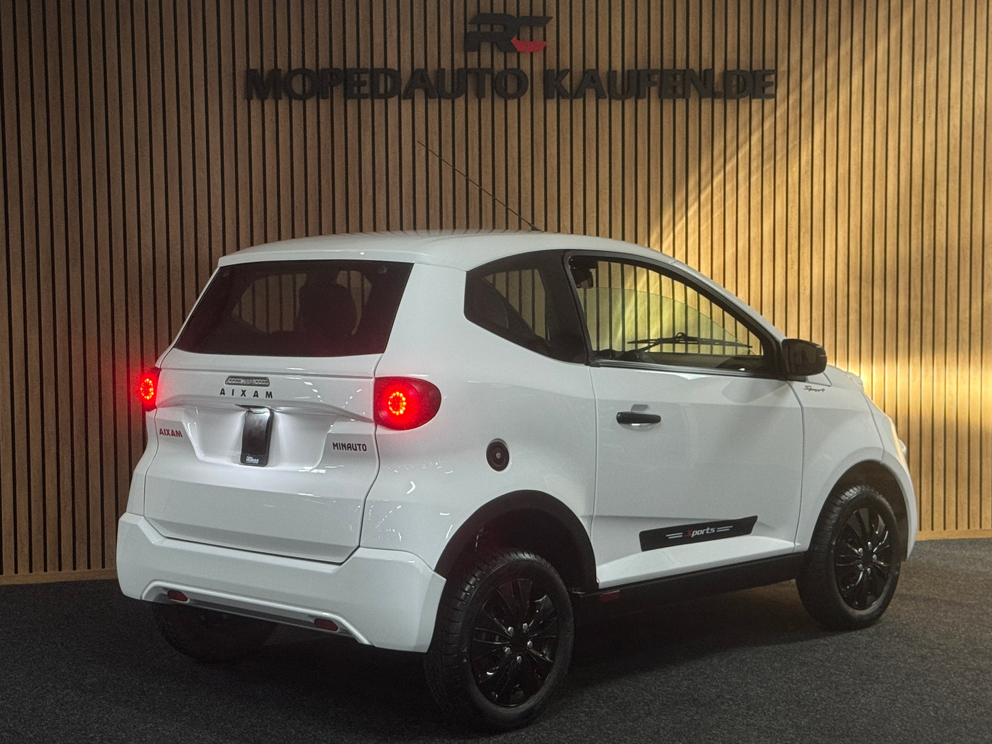 Aixam Minauto Neues Modell 2024 3600 km !! | 8 PS | 45 km/h | Innerhalb 250 KM Kostenlose Lieferung | Mopedauto | Leichtmobile