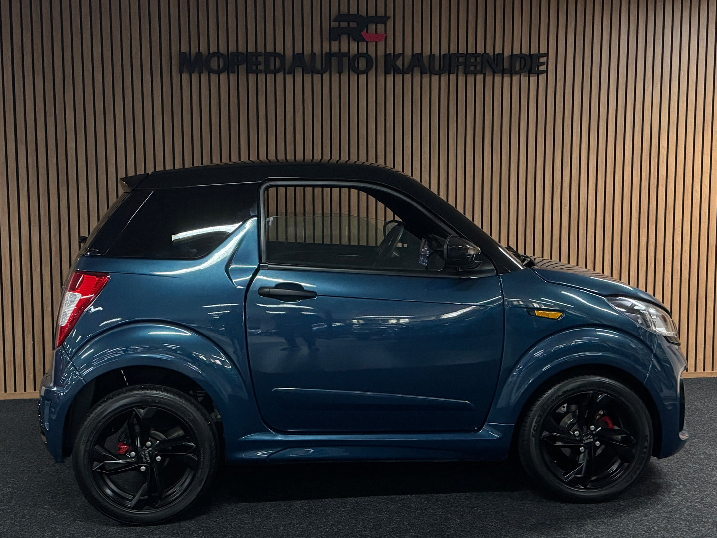 Ligier JS50 JS66 Sport Facelift Tablet ! | Servolenkung Apple Car / | 8 PS leiser DCI Motor | 45 km/h | Rückfahrkamera | Innerhalb 250 KM Kostenlose Lieferung | Mopedauto | Leichtmobile