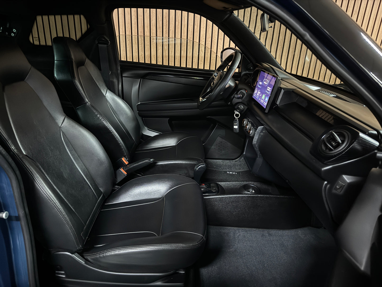 Ligier JS50 JS66 Sport Facelift Tablet ! | Servolenkung Apple Car / | 8 PS leiser DCI Motor | 45 km/h | Rückfahrkamera | Innerhalb 250 KM Kostenlose Lieferung | Mopedauto | Leichtmobile