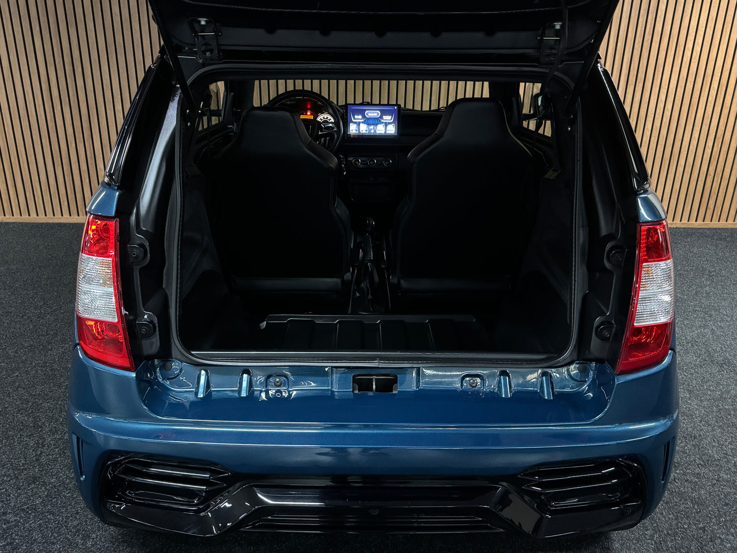 Ligier JS50 JS66 Sport Facelift Tablet ! | Servolenkung Apple Car / | 8 PS leiser DCI Motor | 45 km/h | Rückfahrkamera | Innerhalb 250 KM Kostenlose Lieferung | Mopedauto | Leichtmobile