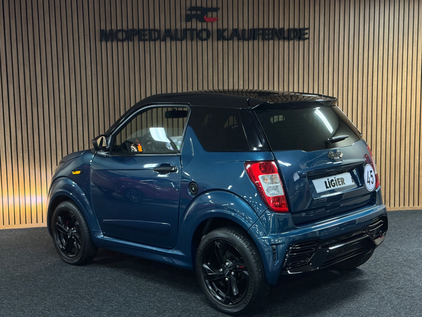 Ligier JS50 JS66 Sport Facelift Tablet ! | Servolenkung Apple Car / | 8 PS leiser DCI Motor | 45 km/h | Rückfahrkamera | Innerhalb 250 KM Kostenlose Lieferung | Mopedauto | Leichtmobile