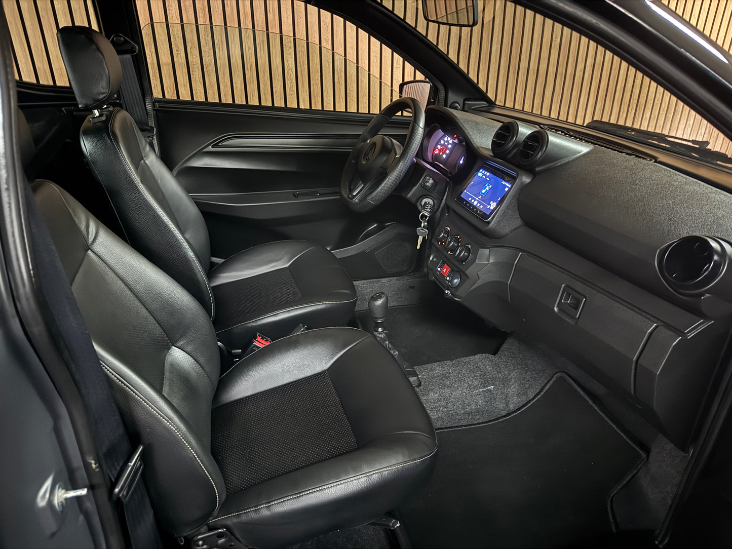 Aixam City Sport Matt Grau | Gr. Multi-Media | 8 PS Motor | 45 km/h | Rückfahrkamera | Innerhalb 250 KM Kostenlose Lieferung | Mopedauto | Leichtmobile