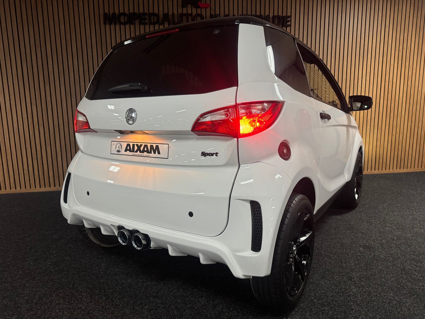 Aixam City Sport 2021 | 8 PS Kubota Motor | 45 km/h | Innerhalb 250 KM Kostenlose Lieferung | Mopedauto | Leichtmobile