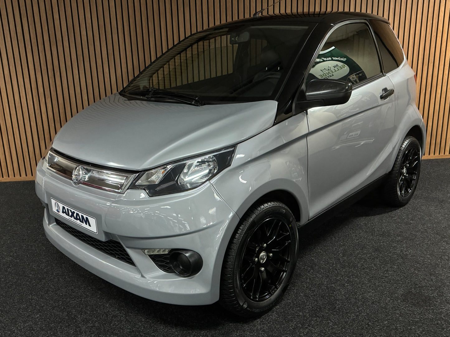 Aixam City Sport Luxe | 2018 | 8 PS Kubota Motor | Rückfahrkamera // Carbon | Alpine Multi-Media 45 km/h | Innerhalb 250 KM Kostenlose Lieferung | Mopedauto | Leichtmobile | Aixam | Microcar | Ligier