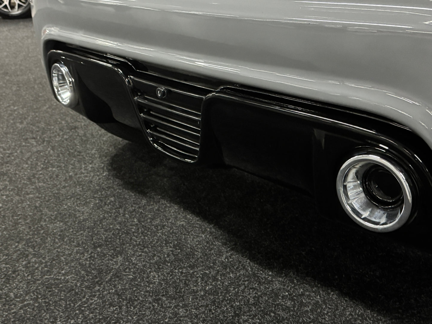 Ligier JS50 Ultimate Sport Nardo Grey | 8 PS leiser DCI Motor | 45 km/h | Rückfahrkamera | Innerhalb 250 KM Kostenlose Lieferung | Mopedauto | Leichtmobile