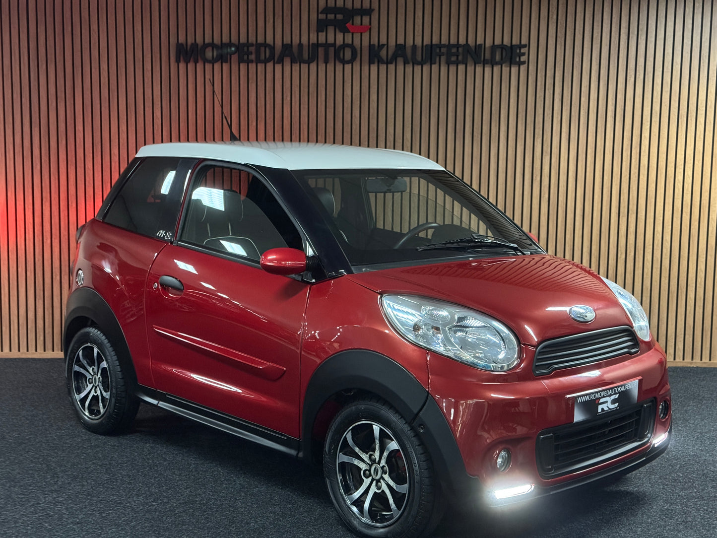 Microcar M.8 Luxe | Leiser DCI Motor | 45 km/h | Innerhalb 250 KM Kostenlose Lieferung | Mopedauto | Leichtmobile