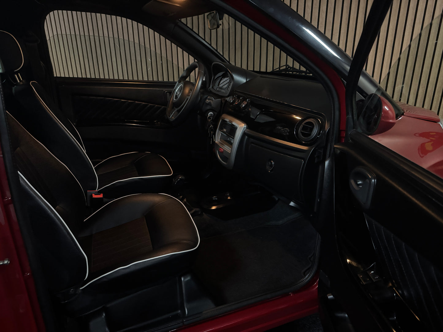 Microcar M.8 Luxe | Leiser DCI Motor | 45 km/h | Innerhalb 250 KM Kostenlose Lieferung | Mopedauto | Leichtmobile