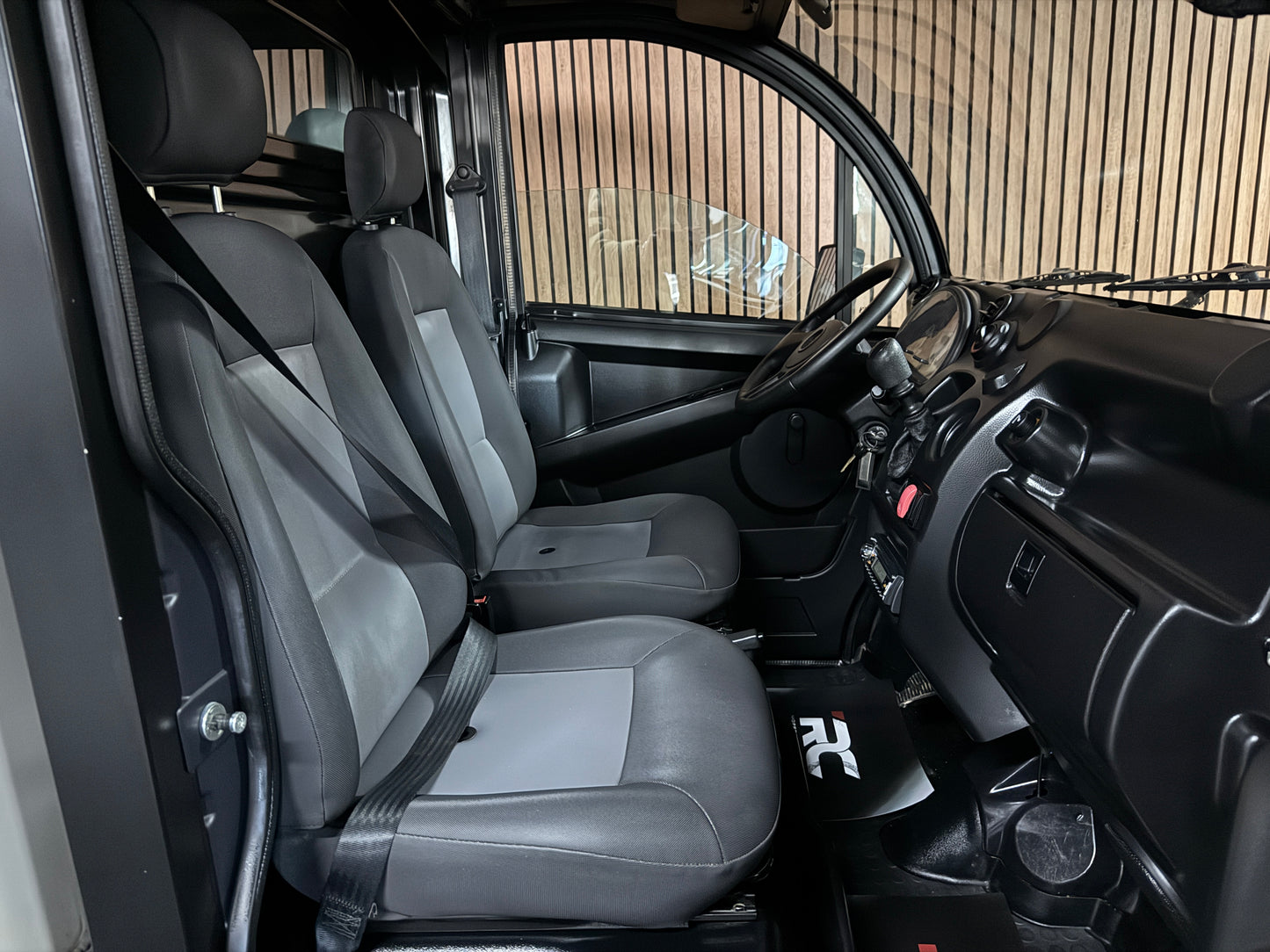 Aixam D-Truck Kastenwagen Mega Truck 45 km/h | Innerhalb 250 KM Kostenlose Lieferung | Mopedauto | Leichtmobile | Aixam | Microcar | Ligier