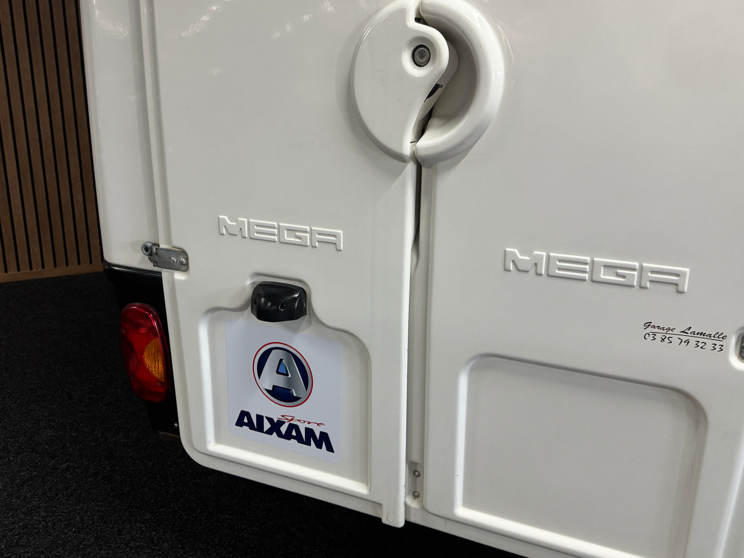 Aixam D-Truck Kastenwagen Mega Truck 45 km/h | Innerhalb 250 KM Kostenlose Lieferung | Mopedauto | Leichtmobile | Aixam | Microcar | Ligier