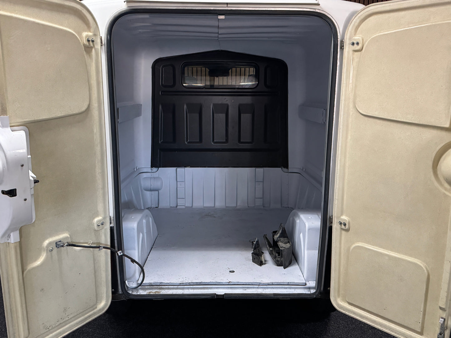 Aixam D-Truck Kastenwagen Mega Truck 45 km/h | Innerhalb 250 KM Kostenlose Lieferung | Mopedauto | Leichtmobile | Aixam | Microcar | Ligier