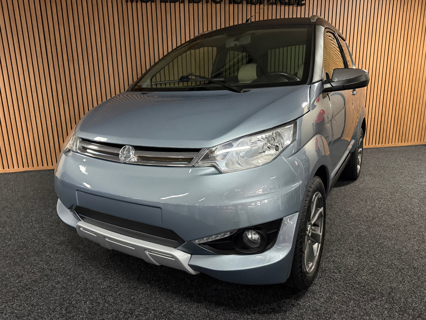 Aixam Crossover | Kubota Motor | Rückfahrkamera | 45 km/h | Innerhalb 250 KM Kostenlose Lieferung | Mopedauto | Leichtmobile