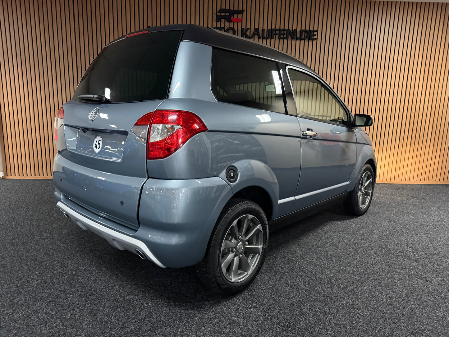 Aixam Crossover | Kubota Motor | Rückfahrkamera | 45 km/h | Innerhalb 250 KM Kostenlose Lieferung | Mopedauto | Leichtmobile
