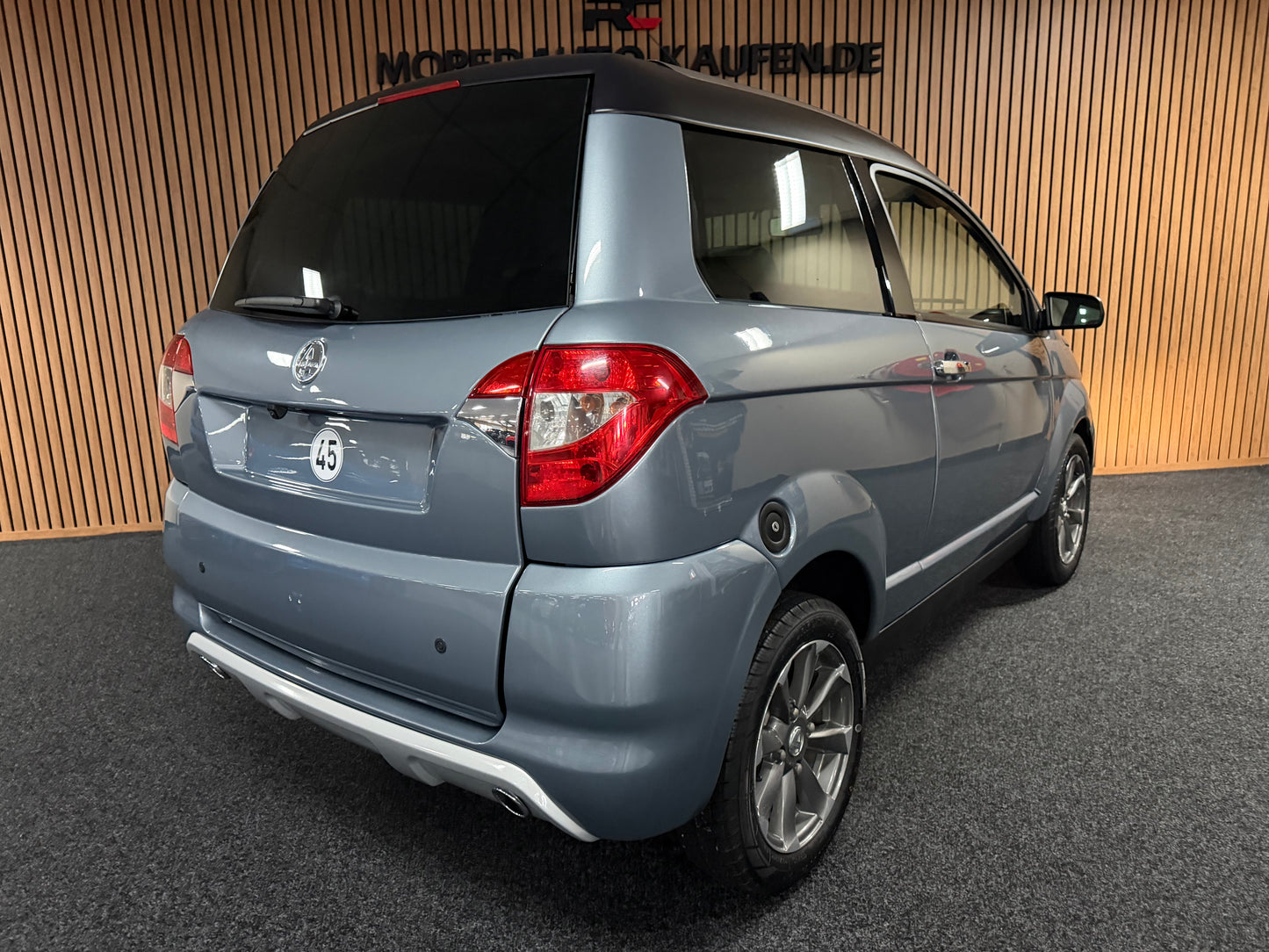 Aixam Crossover | Kubota Motor | Rückfahrkamera | 45 km/h | Innerhalb 250 KM Kostenlose Lieferung | Mopedauto | Leichtmobile