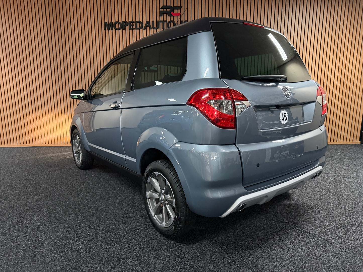 Aixam Crossover | Kubota Motor | Rückfahrkamera | 45 km/h | Innerhalb 250 KM Kostenlose Lieferung | Mopedauto | Leichtmobile