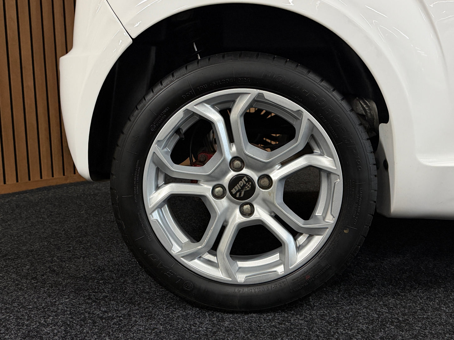 Ligier JS50 Long DCI 2020 | 8 PS leiser DCI Motor | 45 km/h | Rückfahrkamera | Innerhalb 250 KM Kostenlose Lieferung | Mopedauto | Leichtmobile