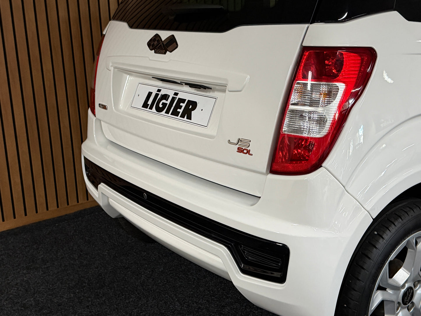 Ligier JS50 Long DCI 2020 | 8 PS leiser DCI Motor | 45 km/h | Rückfahrkamera | Innerhalb 250 KM Kostenlose Lieferung | Mopedauto | Leichtmobile