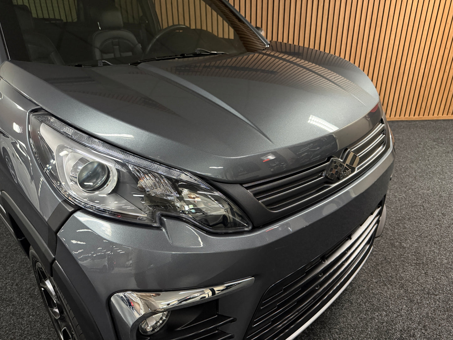 Ligier JS 60 Elegance mit Klima / Servo / Apple CP / DAB+ | Grau | 8 PS leiser DCI Motor | 45 km/h | Rückfahrkamera | Innerhalb 250 KM Kostenlose Lieferung | Mopedauto | Leichtmobile