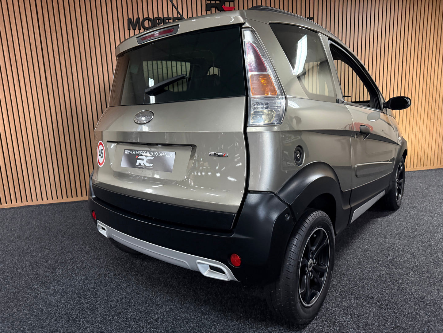 Microcar Mgo Highland Army Green  | leiser DCI Motor | 45 km/h | Innerhalb 250 KM Kostenlose Lieferung | Mopedauto | Leichtmobile