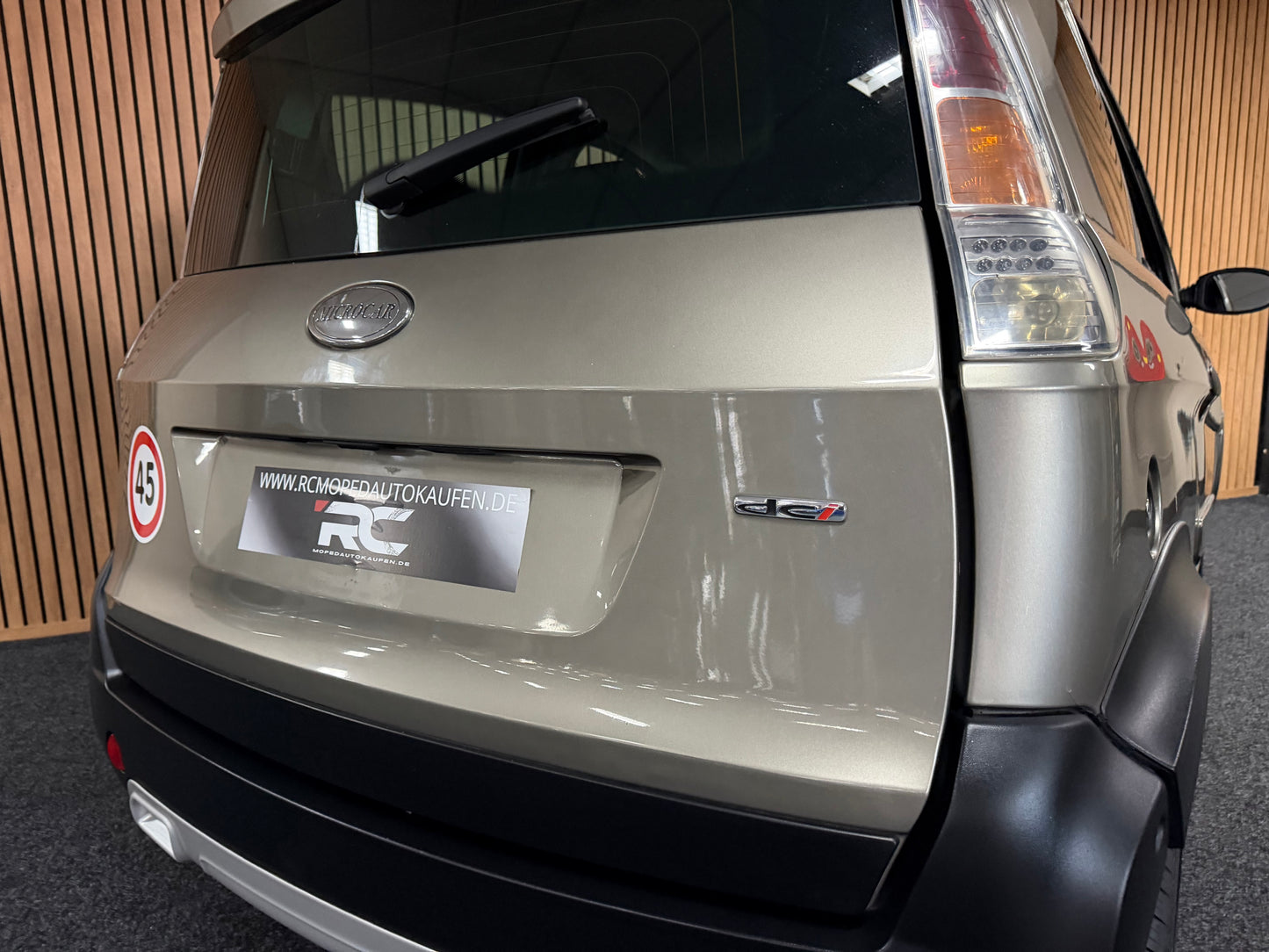 Microcar Mgo Highland Army Green  | leiser DCI Motor | 45 km/h | Innerhalb 250 KM Kostenlose Lieferung | Mopedauto | Leichtmobile