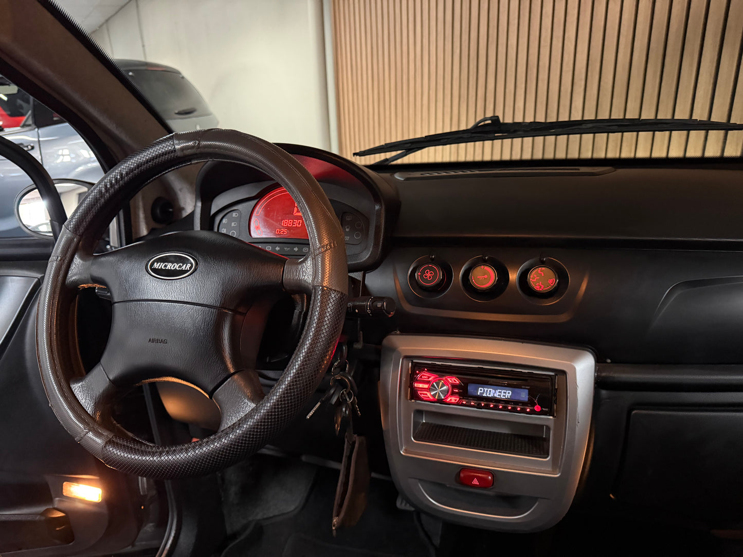 Microcar Mgo Highland Army Green  | leiser DCI Motor | 45 km/h | Innerhalb 250 KM Kostenlose Lieferung | Mopedauto | Leichtmobile